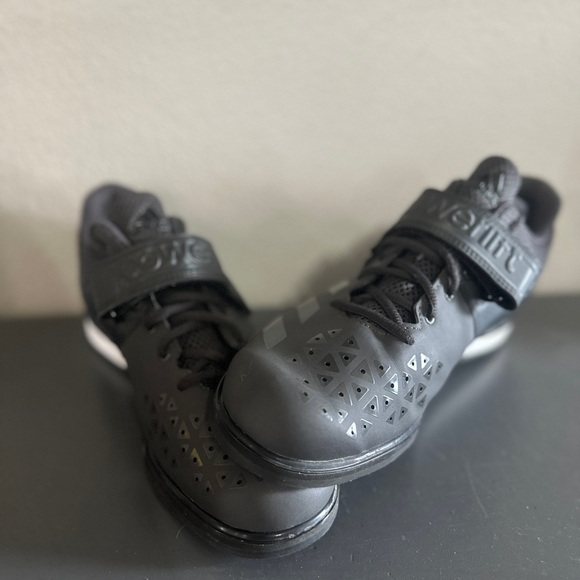 Adidas Men's Black Training Shoes - Picture 2 of 4